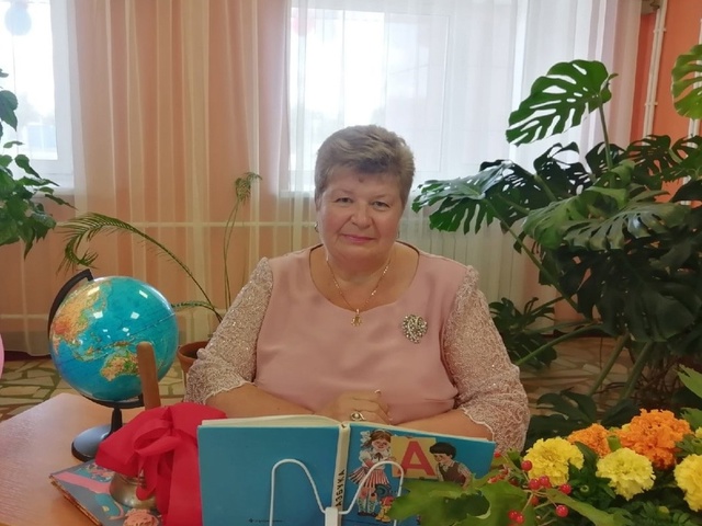 Учитель - важная профессия.